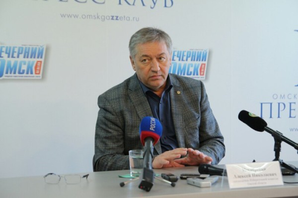 
									«Превратят в бронзовый памятник»: в чем минусы выборов губернатора через Заксобрание? 