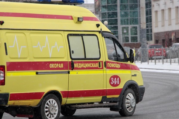 
									Омич на иномарке сбил женщину около перехода 