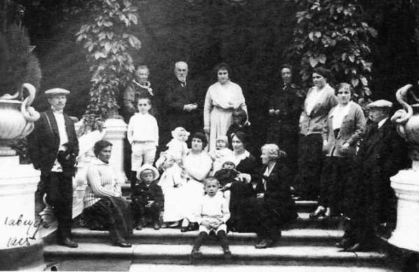 
									Омские философы: Россия оказалась в безвременье из-за иллюзорных целей 