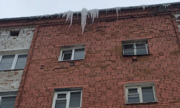 
									В Омске предложили полностью перекрывать улицы во время снегопадов 