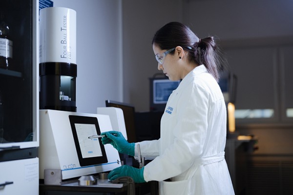 
									Масла Омского завода смазочных материалов будут разрабатывать в Подмосковье 