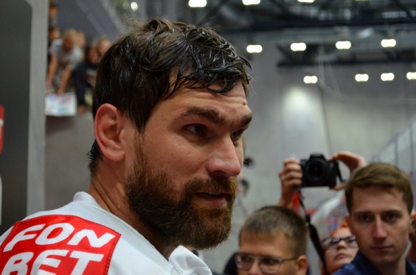 Игрок «Авангарда» Дедунов не хочет рыбачить в Омске
Игрок «Авангарда» Дедунов не хочет рыбачить в Омске