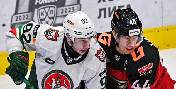 "Ак Барс" впервые в сезоне выиграл у "Авангарда"