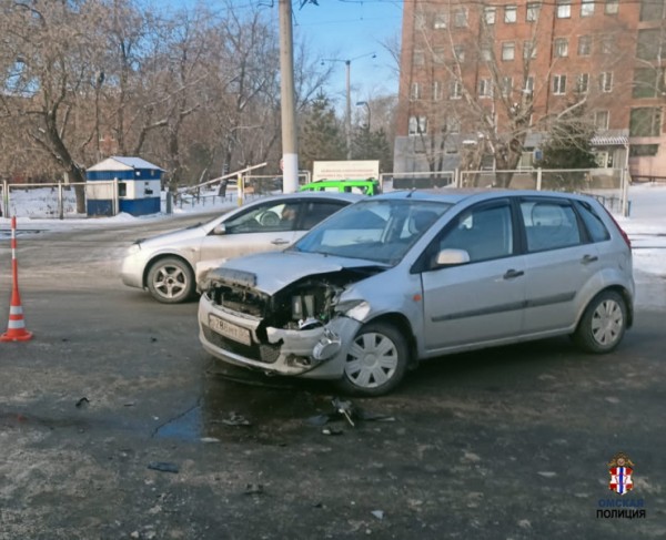 
									В Омске автолюбители без страховки массово попадают в ДТП 