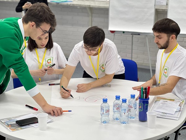 
									В Омском ГАУ состоялся «Научный баттл» 