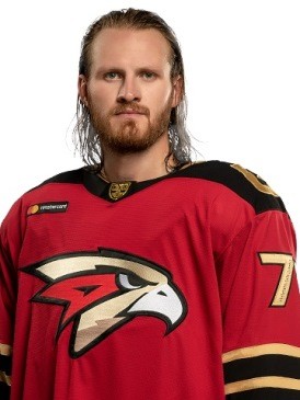 Игрок «Авангарда» Телегин одержал в суде промежуточную победу над Пелагеей  
									Игрок «Авангарда» Телегин одержал в суде промежуточную победу над Пелагеей