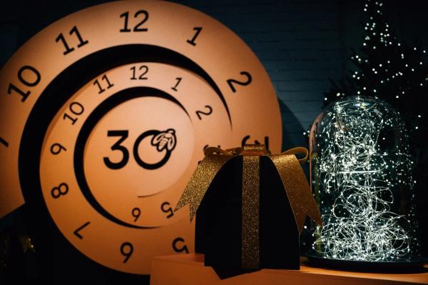 Омич рассказал о необычной помолвке и выиграл 30 лет связи билайн
Омич рассказал о необычной помолвке и выиграл 30 лет связи билайн