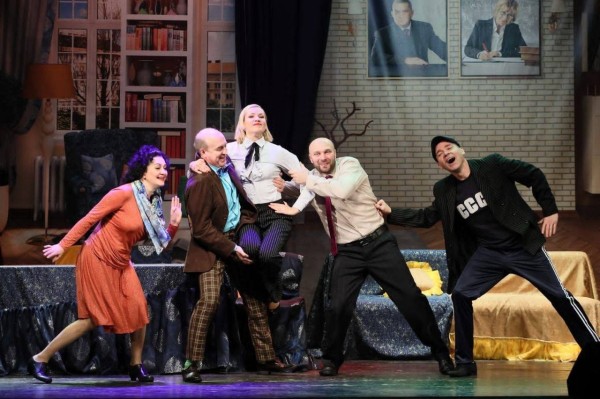 
									Омский врач-проктолог написал пьесу   [ФОТО]  