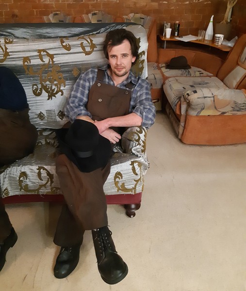 
									Актер Игорь КОСТИН: «Лучше понять роль помогла работа с «солнечными детьми»   [ФОТО]  