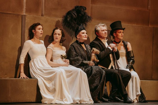 Виктор ЛАПУХИН: «К 150-летию обновим здание театра и его техническую «начинку»   
									Виктор ЛАПУХИН: «К 150-летию обновим здание театра и его техническую «начинку»