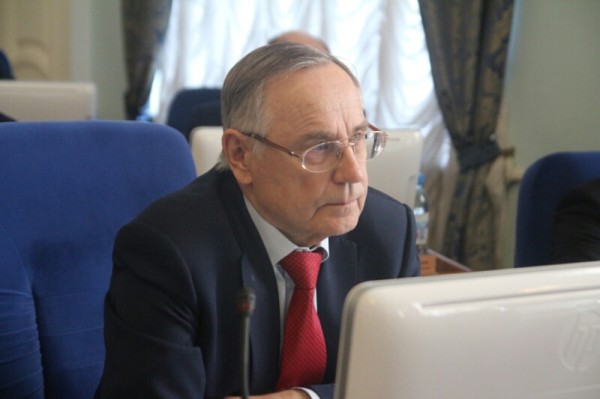 «Надо делать свой Голливуд»: кинотеатры в Омске на грани закрытия
«Надо делать свой Голливуд»: кинотеатры в Омске на грани закрытия