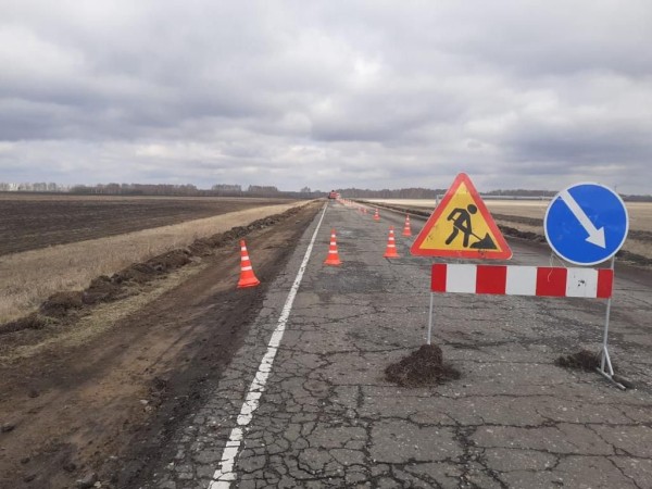 «Пока у нас такие чиновники, будем сидеть без дорог»
«Пока у нас такие чиновники, будем сидеть без дорог»