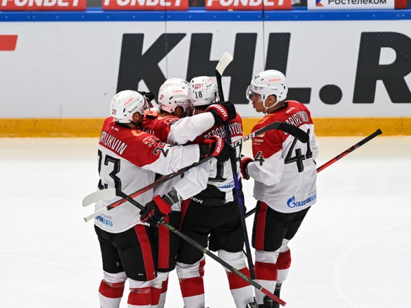 Игроки «Авангарда» завтра соберутся на новогодний корпоратив
Игроки «Авангарда» завтра соберутся на новогодний корпоратив