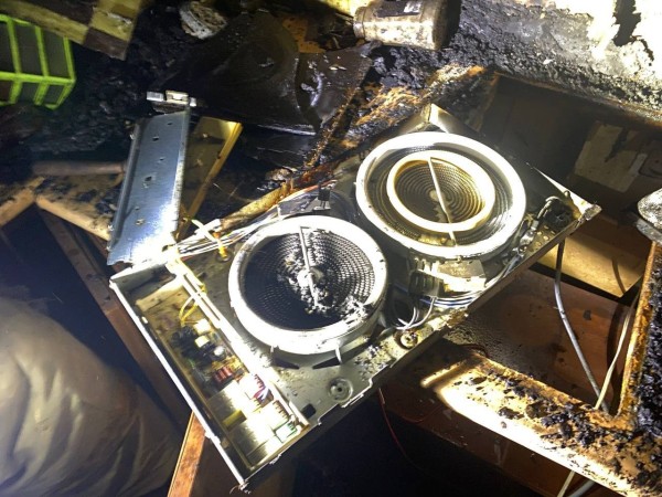 
									Стали известны подробности пожара в Омске, в котором погибла семья   [ФОТО]  