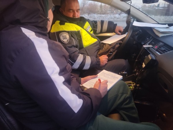 
									На омской трассе задержали водителя, накопившего более 120 штрафов   [ФОТО]  