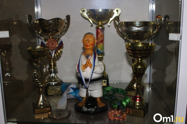 «Мы остаёмся бездомными»: как из Дворца культуры, где работал Егор Летов, выселяют детей и инвалидов