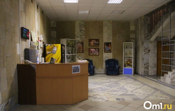 «Мы остаёмся бездомными»: как из Дворца культуры, где работал Егор Летов, выселяют детей и инвалидов