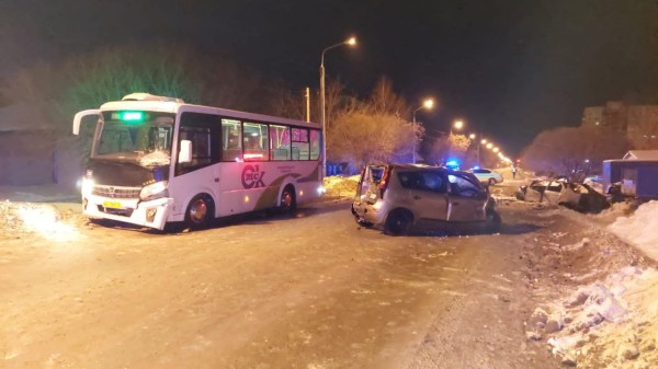 
									Авто сгорело вместе с водителем: на окраине Омска произошло страшное ДТП   [ФОТО]  