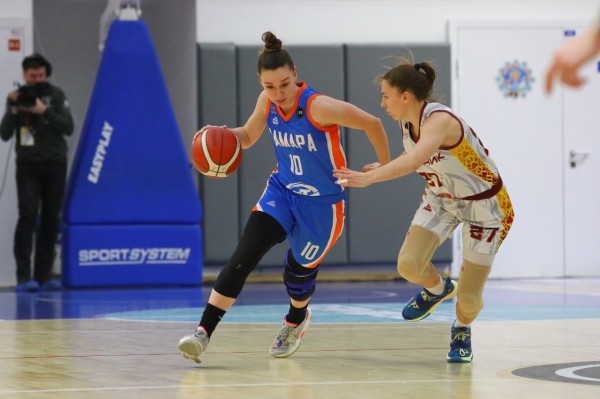 
									Омский «Нефтяник» не смог одержать вторую победу подряд   [ФОТО]  