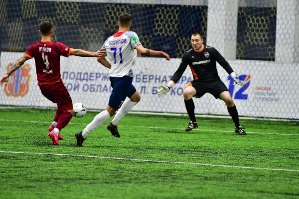 
									Футболисты «Иртыша» на месяц улетят в Турцию 