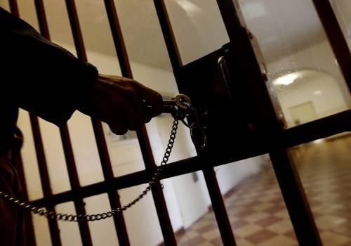 Омский суд отказал в УДО участнику группировки «Бригада Ташкент», выходцу из лихих 90-х