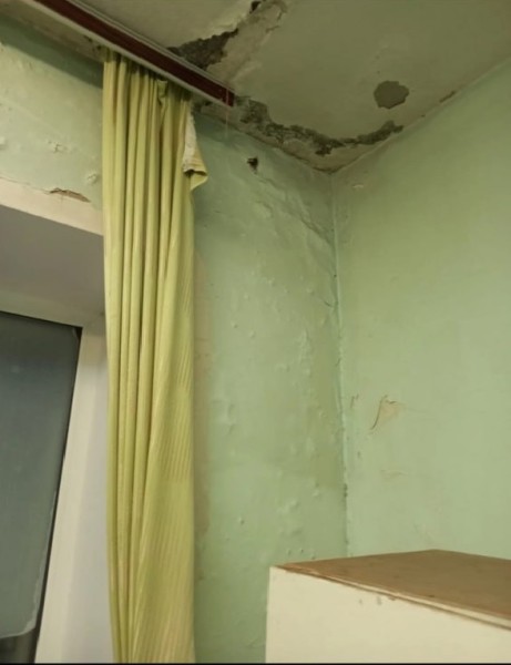 
									На роддом, где не хотят рожать омички, теперь жалуются его сотрудники   [ФОТО]  