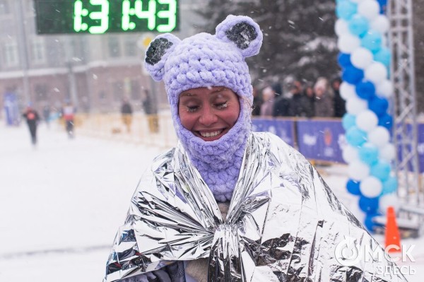 Рождественский полумарафон пробежали спортсмены из Африки, а выиграли - сибиряки Рождественский полумарафон пробежали спортсмены из Африки, а выиграли - сибиряки
