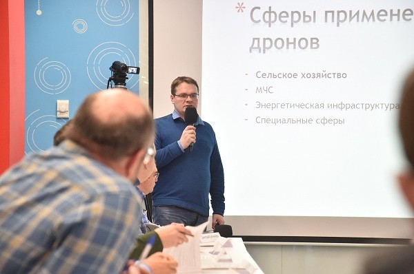 
									В Омске презентовали беспилотник, сделанный из потолочной плитки    [ФОТО]  