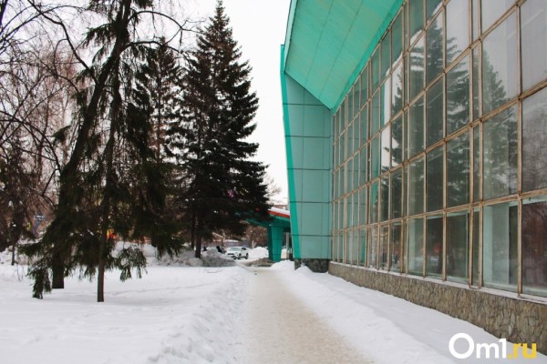 «Мы остаёмся бездомными»: как из Дворца культуры, где работал Егор Летов, выселяют детей и инвалидов