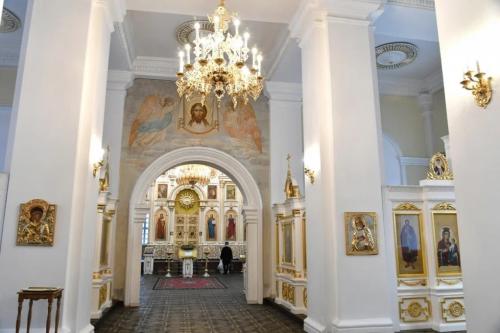В канун Рождества губернатор Бурков посетил омский Казачий Никольский собор