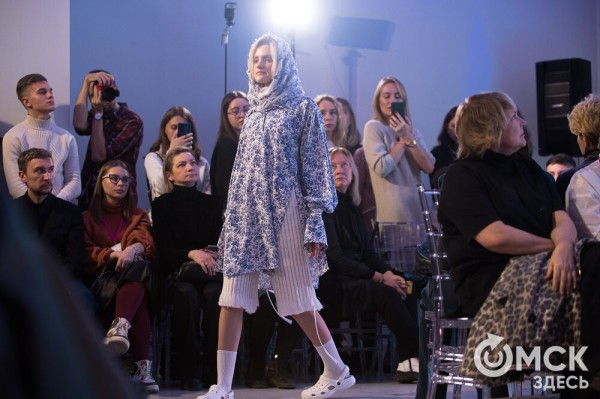 "Надеюсь, до скинни мы не дойдём". Омский молодой дизайнер о том, куда движется современная мода "Надеюсь, до скинни мы не дойдём". Омский молодой дизайнер о том, куда движется современная мода