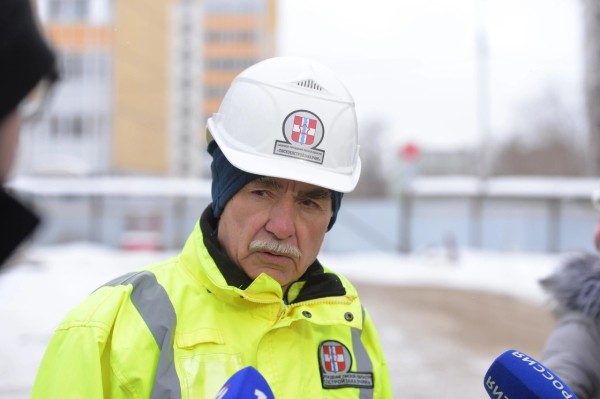 
									На окраине Омска строят огромную школу со множеством фишек   [ФОТО]  