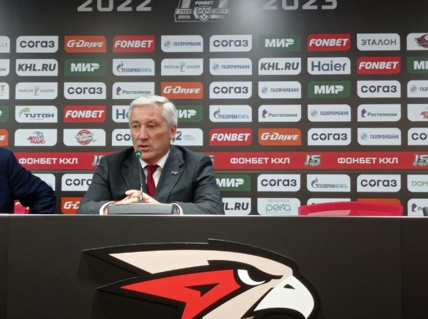 
									Кравец рассказал, почему «Авангард» проигрывает третий матч подряд  