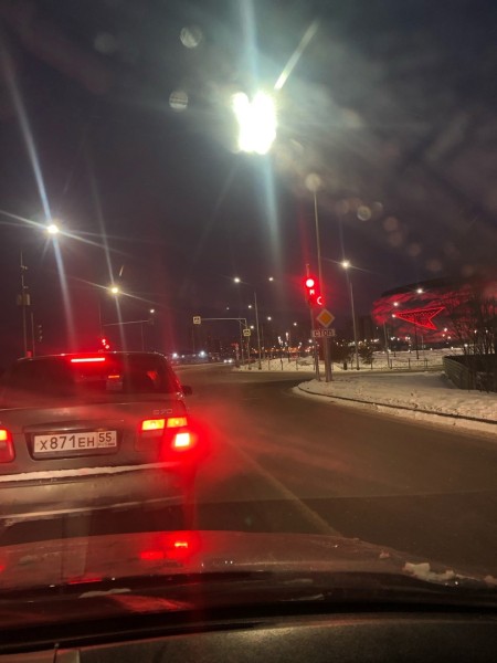 
									Омичи пожаловались на работу светофора у «G-Drive Арены»   [ФОТО]  