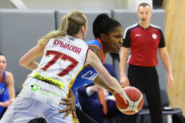 
									Омский «Нефтяник» не смог одержать вторую победу подряд   [ФОТО]  