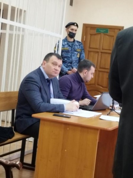 «Его убить нельзя, а деньги получить с него надо»: о судебных страстях вокруг депутата Кипервара в Омске «Его убить нельзя, а деньги получить с него надо»: о судебных страстях вокруг депутата Кипервара в Омске