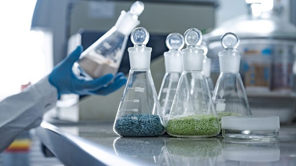 
									Омский завод катализаторов обеспечит импортонезависимость России – глава СО РАН 