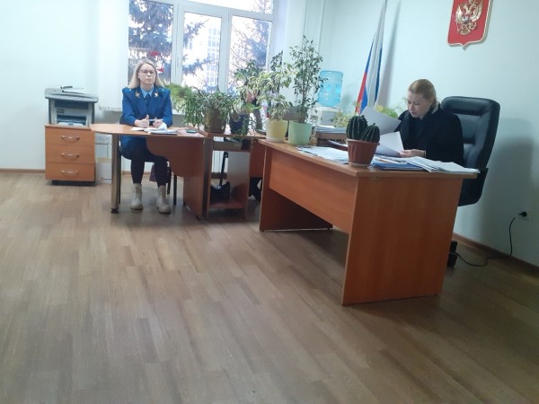 
									Многодетная омичка ждет школу, но судится из-за ее строительства   [ФОТО]  