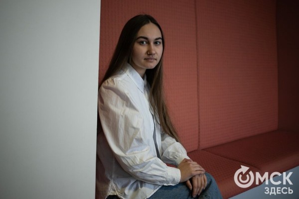 "Надеюсь, до скинни мы не дойдём". Омский молодой дизайнер о том, куда движется современная мода "Надеюсь, до скинни мы не дойдём". Омский молодой дизайнер о том, куда движется современная мода