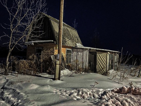 Пустые дома: омич поделился кадрами заброшенного дачного посёлка