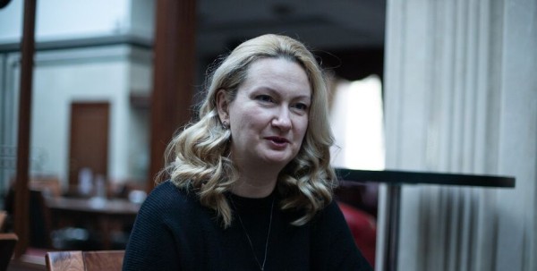 "Хоровой код вшит в каждого": Надежда Артемьева о гармоническом мышлении в России "Хоровой код вшит в каждого": Надежда Артемьева о гармоническом мышлении в России