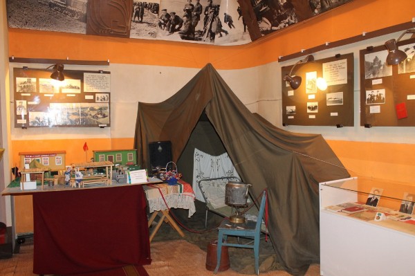 "Держится мир именно на надёжных людях". О поднятой целине как локальном бренде Русско-Полянского района "Держится мир именно на надёжных людях". О поднятой целине как локальном бренде Русско-Полянского района