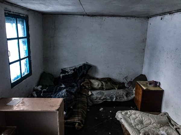 Пустые дома: омич поделился кадрами заброшенного дачного посёлка