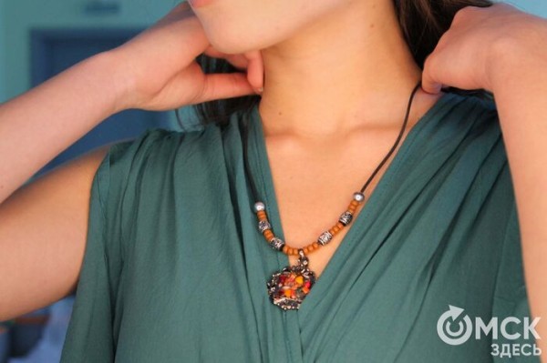 Омичей просят пожертвовать украшения на благотворительность