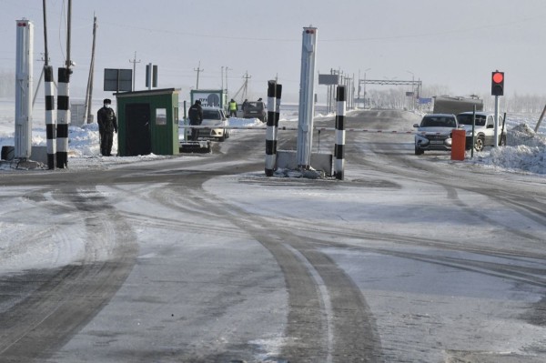 
									Полпред Серышев побывал на пункте пропуска через границу в Омской области &nbsp;&nbsp;[ФОТО]&nbsp;&nbsp;