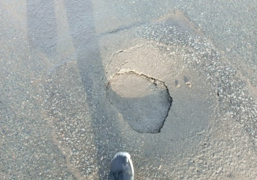 «Кортеж» машин с пробитыми колесами может собраться и в омском «Амурском»