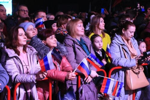 Праздник «Крымская весна» собрал более десяти тысяч омичей Праздник «Крымская весна» собрал более десяти тысяч омичей