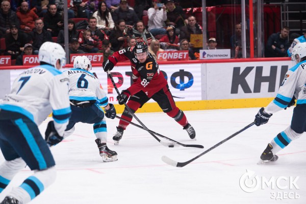 "Авангард" стал первым полуфиналистом "Востока" "Авангард" стал первым полуфиналистом "Востока"