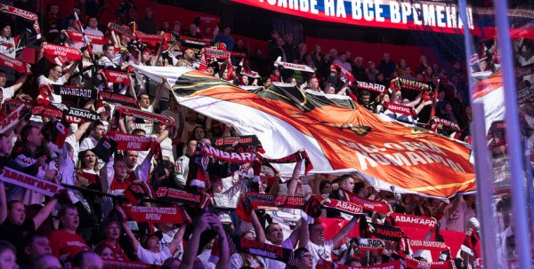 "Авангард" одержал вторую победу в противостоянии с "Металлургом"