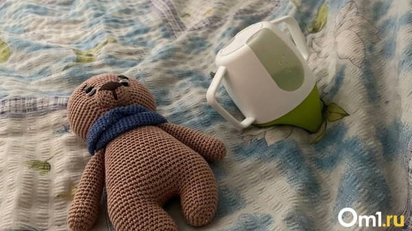 В Омске молодой отец накормил ребёнка смесью с химическим порошком В Омске молодой отец накормил ребёнка смесью с химическим порошком